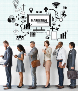 Groupe d'entrepreneurs hommes femmes connectés